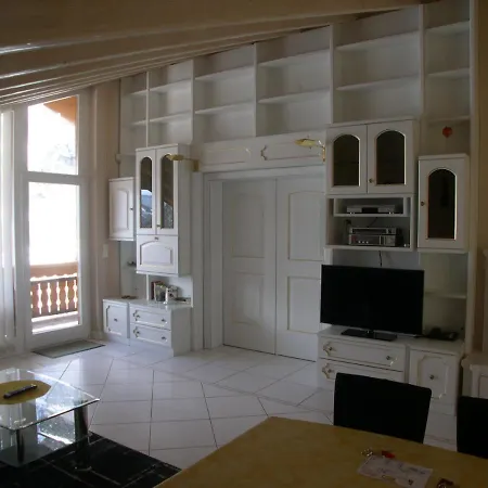 Adlerhorst Apartamento *