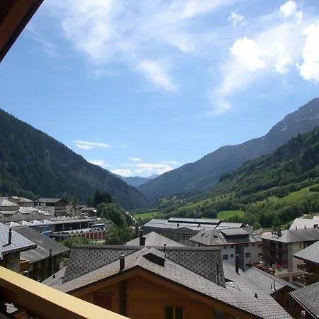 Adlerhorst Lejlighed *